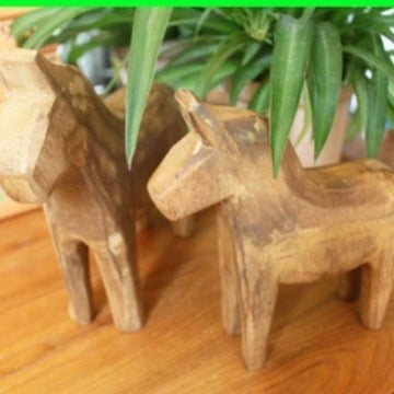 Hand-Carved Wooden Horse Decor Set – Rustic Nordic Minimalist Sculptures (Set of 2)