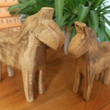 Hand-Carved Wooden Horse Decor Set – Rustic Nordic Minimalist Sculptures (Set of 2)