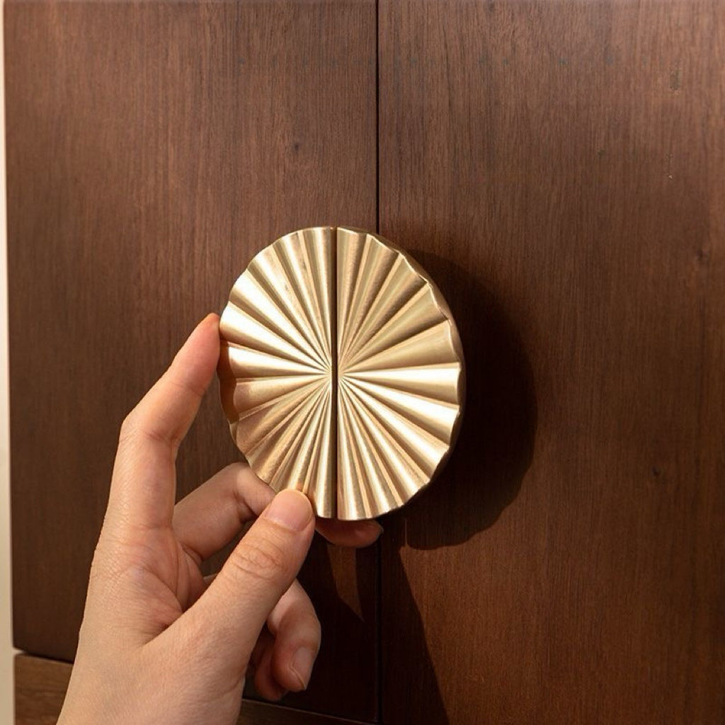 Luxury Solid Walnut Makeup Organizer Box with Drawers and Mirror – Elegant Vanity Storage Cabinet for Jewelry, Cosmetics & Beauty Essentials