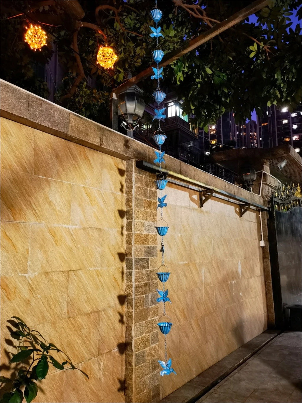 Hummingbird & Blue Flower Rain Chain 94-Inch Decorative Garden Downspout Alternative