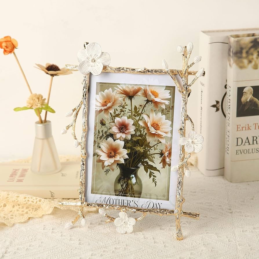 Floral Metal Picture Frame – Elegant 4x6 & 5x7 Sizes