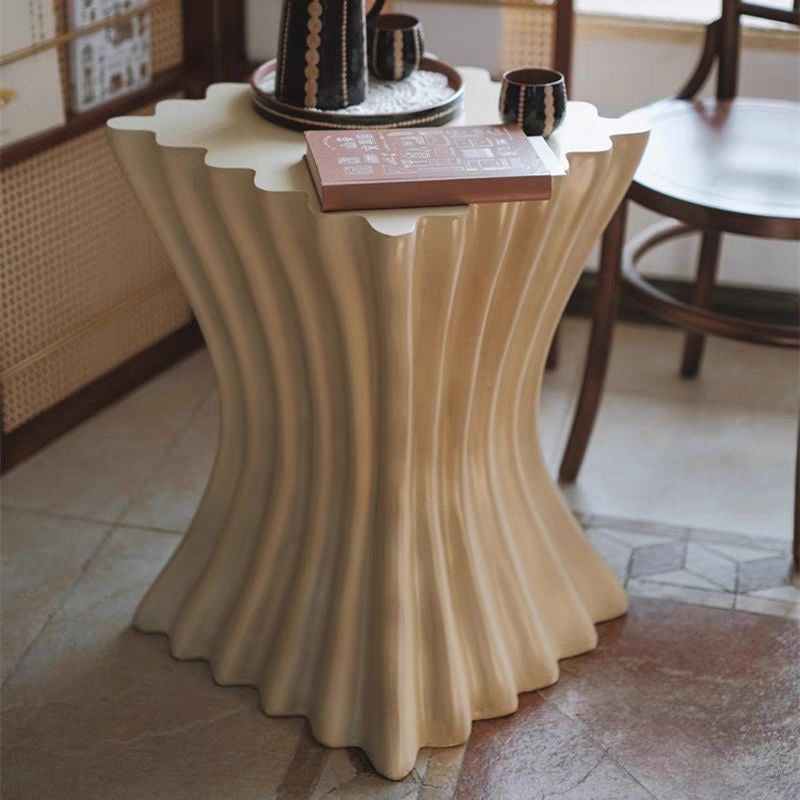 Sculptural Pedestal Side Table – Wavy Accent Table Stool for Modern Interiors