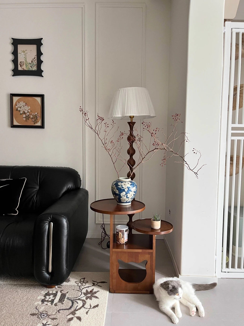 Multi-Level Wooden Side Table with Built-In Cat House – Stylish and Functional Pet-Friendly Furniture