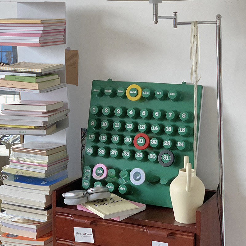 Retro Ring-a-Date Wall Mounted Calendar – Modern Perpetual Design in Green