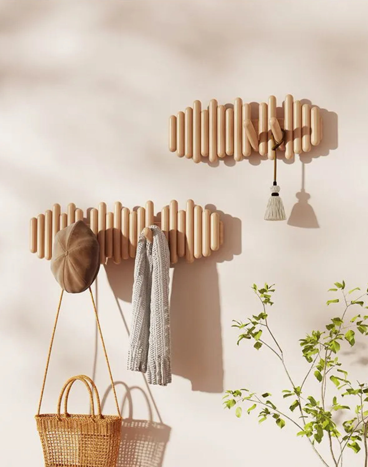 Solid Wood Coat Rack – Wall-Mounted Expandable Hanger