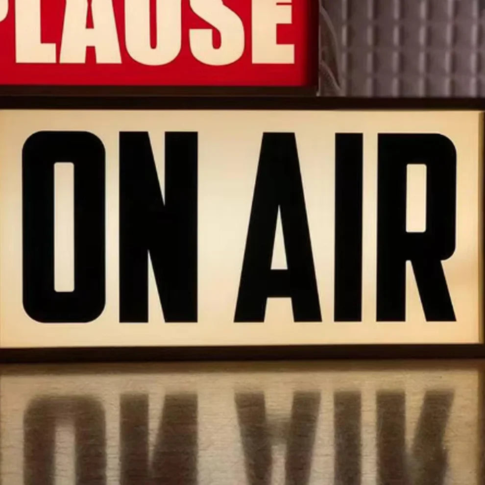 On Air Sign Retro Lightbox Table Lamp – Vintage Vibes, Modern Glow