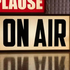 On Air Sign Retro Lightbox Table Lamp – Vintage Vibes, Modern Glow