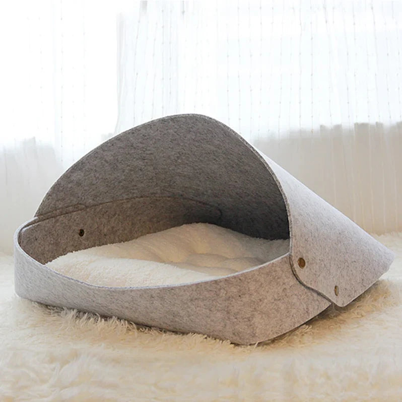 Luxe Felt Cat Cave Bed – Cozy, Enclosed, and Stylish Pet Bed for Cats & Small Dogs